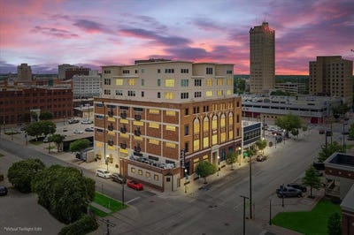 /international/us/219-s-4th-street-waco-tx-110100393516/