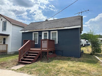 /international/us/809-lindell-avenue-hannibal-mo-110092822424/
