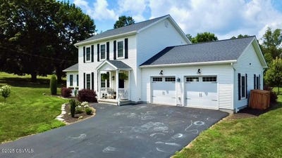 /international/us/556-w-center-street-elysburg-pa-110101117363/