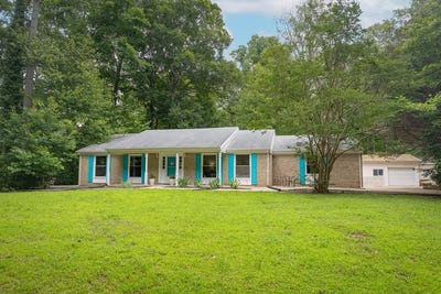 /international/us/17-wesley-terrace-weems-va-110109157039/