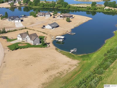 /international/us/615-shoreline-drive-lot-75-north-bend-ne-110108476254/