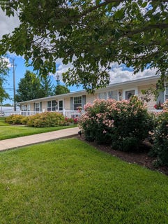 /international/us/319-n-lake-pine-drive-marblehead-oh-110108916944/