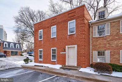 /international/us/1311-vincent-pl-19-mclean-va-110106552765/