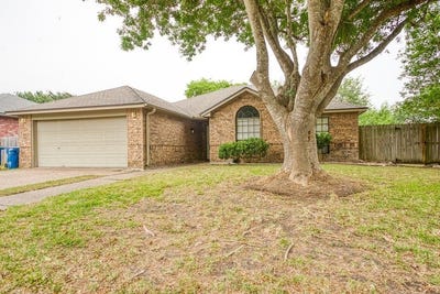 /international/us/2322-willow-drive-portland-tx-110109057193/