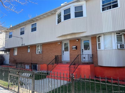 /international/us/10727-172nd-street-jamaica-ny-110107244036/