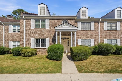 /international/us/2108-montreat-lane-vestavia-hills-al-110120620107/