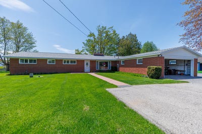 /international/us/190-riverside-drive-cheboygan-mi-110104949010/