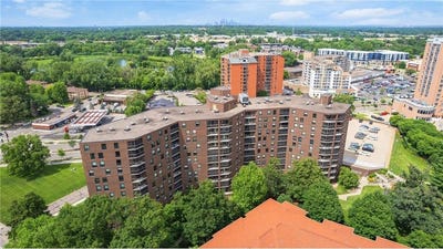 /international/us/6615-lake-shore-drive-s-richfield-mn-110100831639/?lang=en