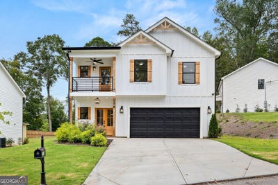 /international/us/176-llewellyn-street-clarkesville-ga-110120086409/