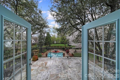/international/us/2132-rolston-drive-charlotte-nc-110107317661/