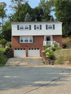 /international/us/104-dennis-court-monroeville-pa-110109375447/