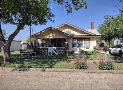 /international/us/1308-avenue-l-anson-tx-110108412034/