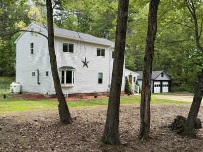 /international/us/472-school-street-sanford-me-110108200326/