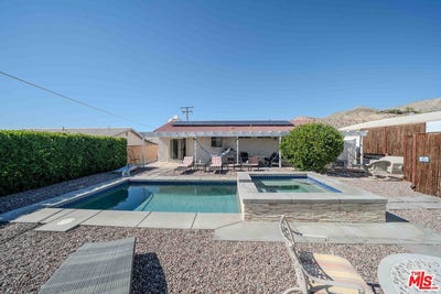 /international/us/9524-santa-cruz-rd-desert-hot-springs-ca-110107440371/