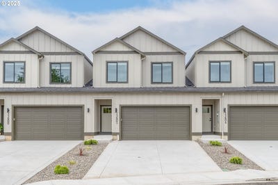 /international/us/15602-ne-15th-pl-vancouver-wa-110100870693/