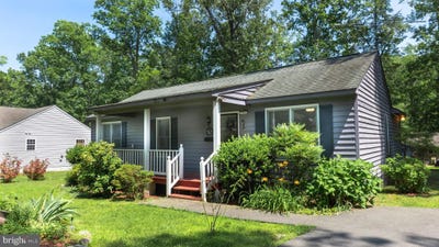 /international/us/762-canterbury-drive-ruther-glen-va-110099999841/