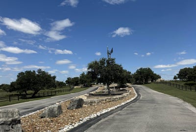 /international/us/113-n-john-bird-street-blanco-tx-110101192072/?lang=zh-tw