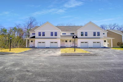 /international/us/21-signal-street-sanford-me-110101893220/