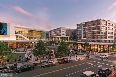 /international/us/2812-emma-lee-street-falls-church-va-110101006583/