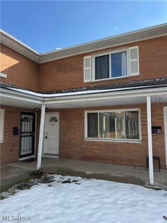 /international/us/4871-banbury-court-warrensville-heights-oh-110106279980/