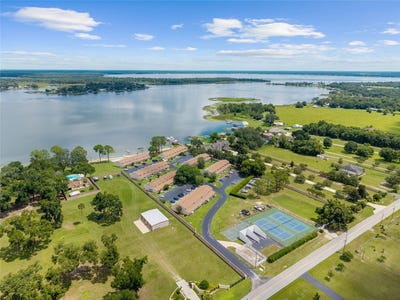 /international/us/11001-se-sunset-harbor-road-summerfield-fl-110101661592/