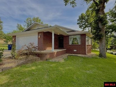 /international/us/2010-deer-path-mountain-home-ar-110108543750/