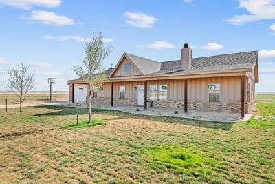 /international/us/12301-county-road-3500-slaton-tx-110107690568/