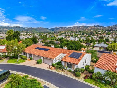 /international/us/1364-miraflores-gln-escondido-ca-110107505015/