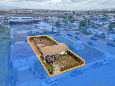 /international/us/535-12th-st-imperial-beach-ca-110098784739/