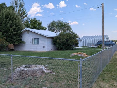 /international/us/736-e-jackson-st-burns-or-110101003946/