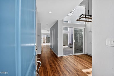 /international/us/2522-edgerton-place-port-hueneme-ca-110108466715/