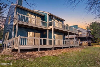 /international/us/402-shiny-mountain-court-greentown-pa-110107266967/