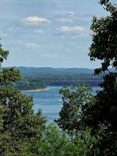 /international/us/514-waitsboro-drive-somerset-ky-110110266580/