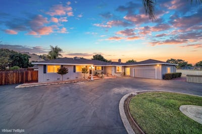 /international/us/15640-foothill-ave-morgan-hill-ca-110120464051/
