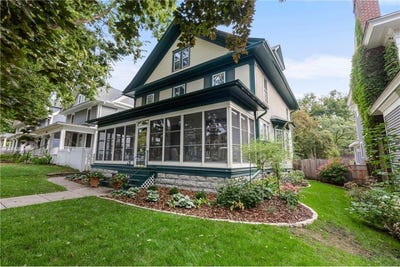 /international/us/2017-girard-avenue-s-minneapolis-mn-110105882265/