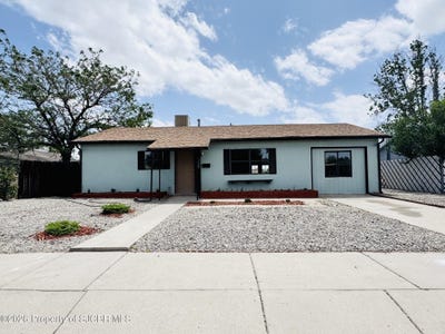 /international/us/1005-maricopa-place-farmington-nm-110108131772/
