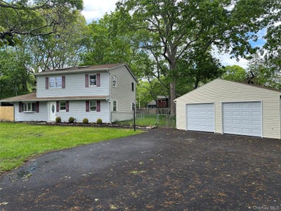 /international/us/279-beaver-drive-mastic-beach-ny-110108534434/