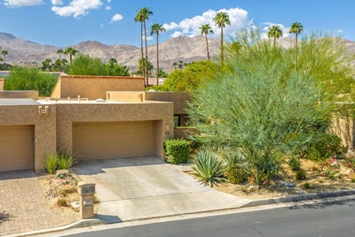 /international/us/48633-torrito-court-palm-desert-ca-110110369003/