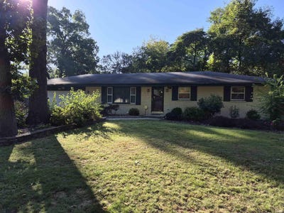 /international/us/19282-marion-avenue-south-bend-in-110120062839/