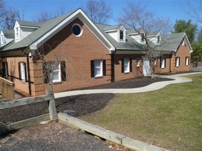 /international/us/600-stony-brook-court-newburgh-ny-110097314773/