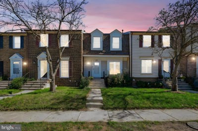 /international/us/5905-grisby-house-court-centreville-va-110120461265/
