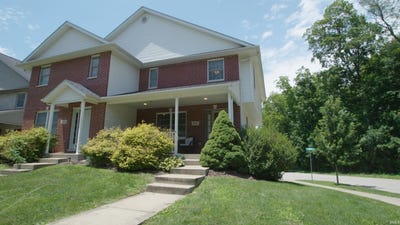 /international/us/2551-s-addisyn-lane-bloomington-in-110106701352/