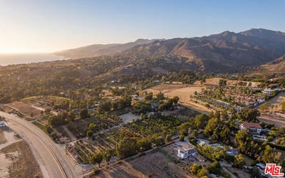 /international/us/29081-pacific-coast-hwy-malibu-ca-110120129280/