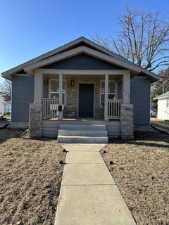 /international/us/771-salt-pond-ave-marshall-mo-110104256378/