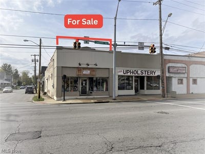 /international/us/654-canton-road-akron-oh-110120611213/