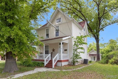 /international/us/3302-college-avenue-alton-il-110107858572/