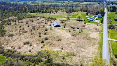 /international/us/557-old-sharon-road-canajoharie-ny-110107657797/