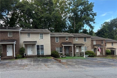 /international/us/900-c-creekside-drive-clemson-sc-110100963241/