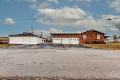 /international/us/309-s-miller-road-willard-mo-110108025451/