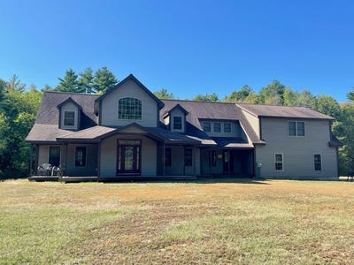 /international/us/22-memory-lane-waterboro-me-110110228876/
